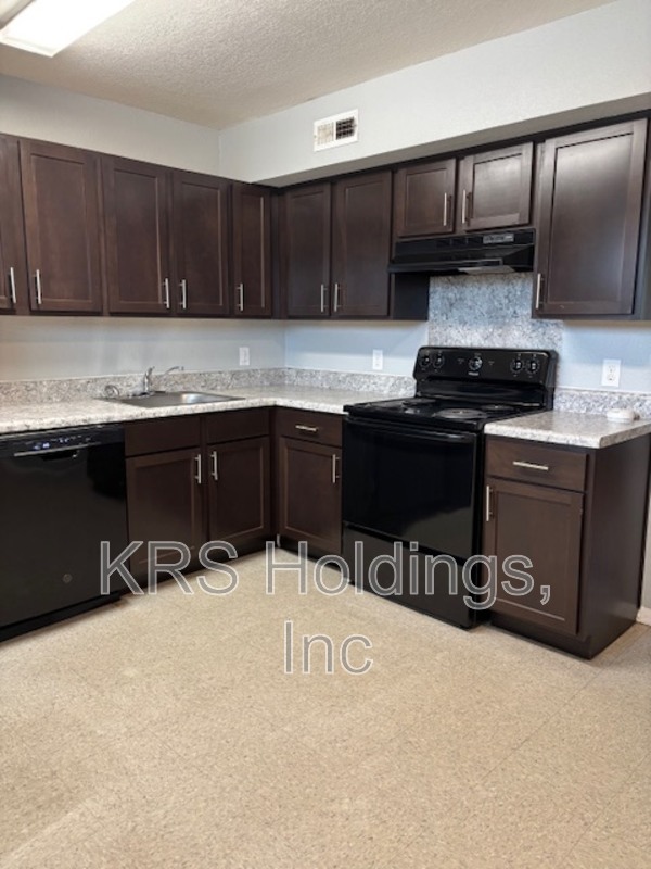 Orcutt Ave Condo: 4233