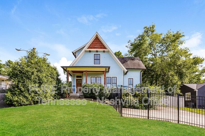 Nashville House: 1405 Kirkland Ave