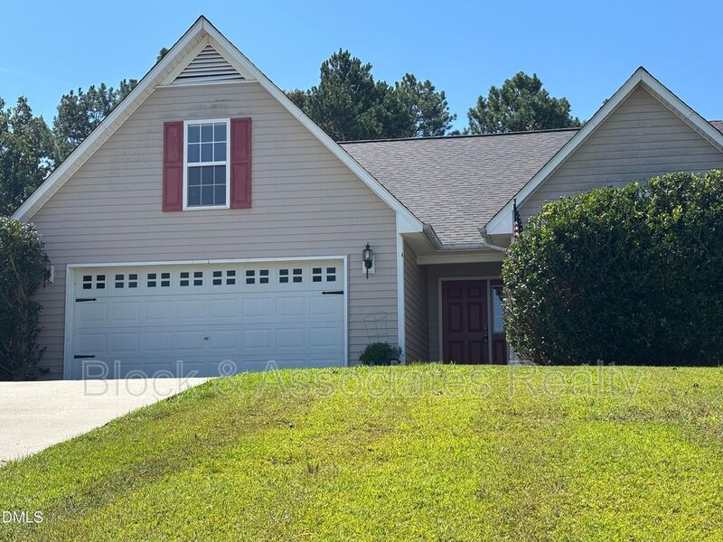 Raeford House: 337 Americana Dr