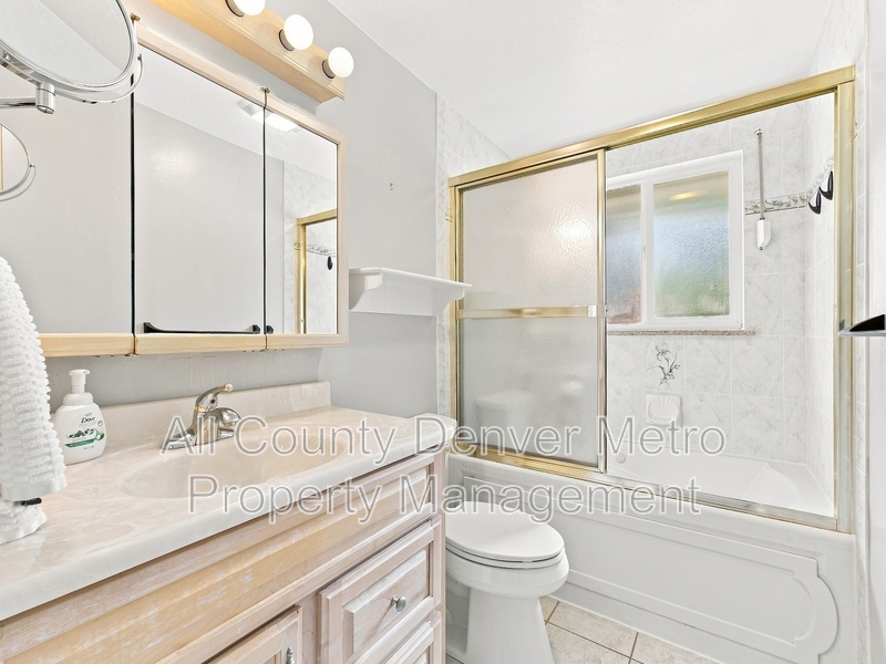 Main Rental Photo 17
