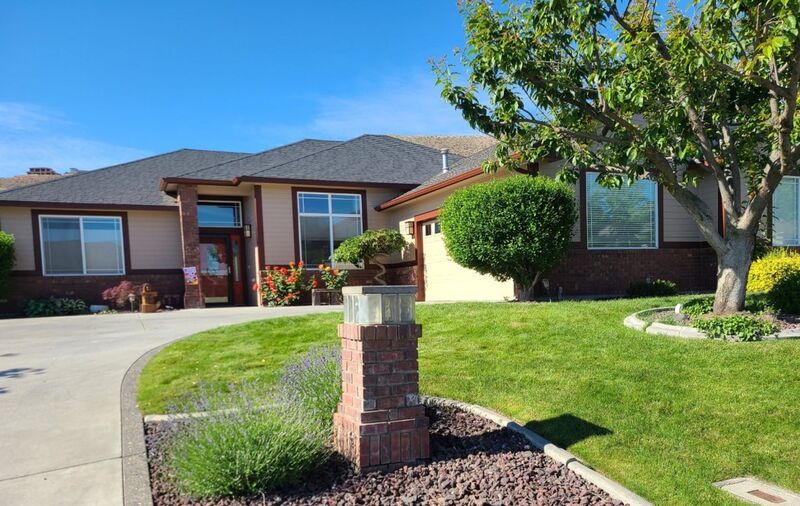 Richland House: 463 Anthony Dr.