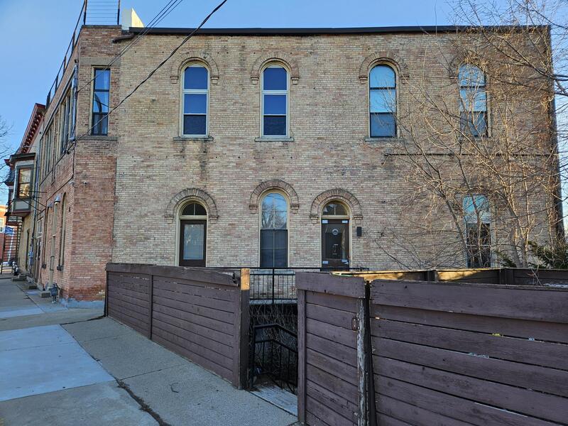 Berlin Condo: 107 Water Street