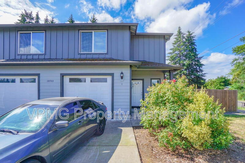 Vancouver Condo: 10703 NE 70th St