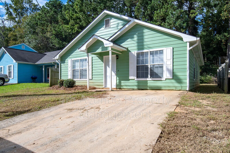 Buford House: 2840 Peeblebrook Court
