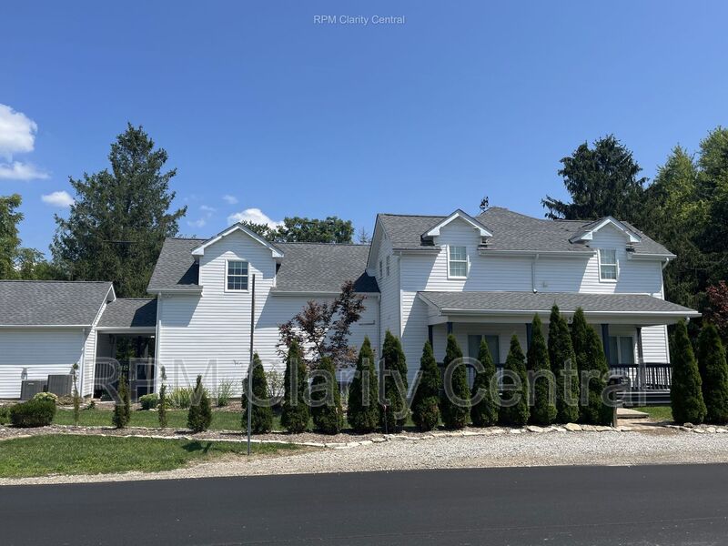 Delaware House: 1653 Berlin Station Rd