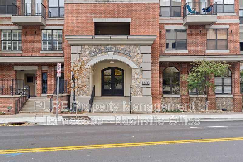 Nashville Condo: 1803 Broadway