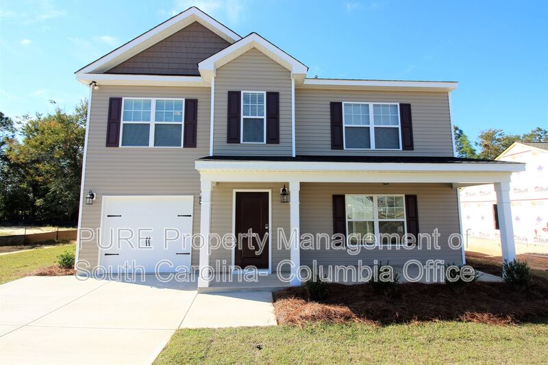 Lexington House: 410 Finch Ln