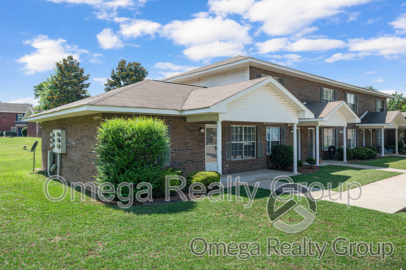 Columbiana Condo: 100 Egg And Butter Rd