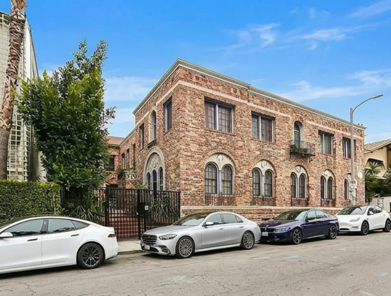 Venice Condo: 21 Westminster Avenue - 103