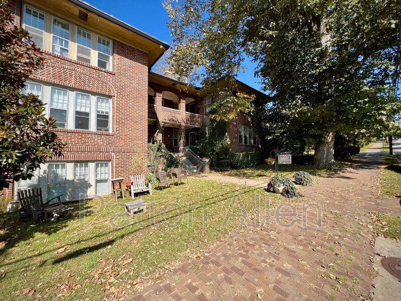 Asheville Condo: 28 Broad St