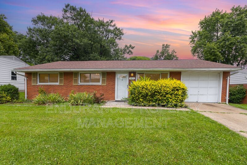 Hamilton House: 455 Rockford Drive