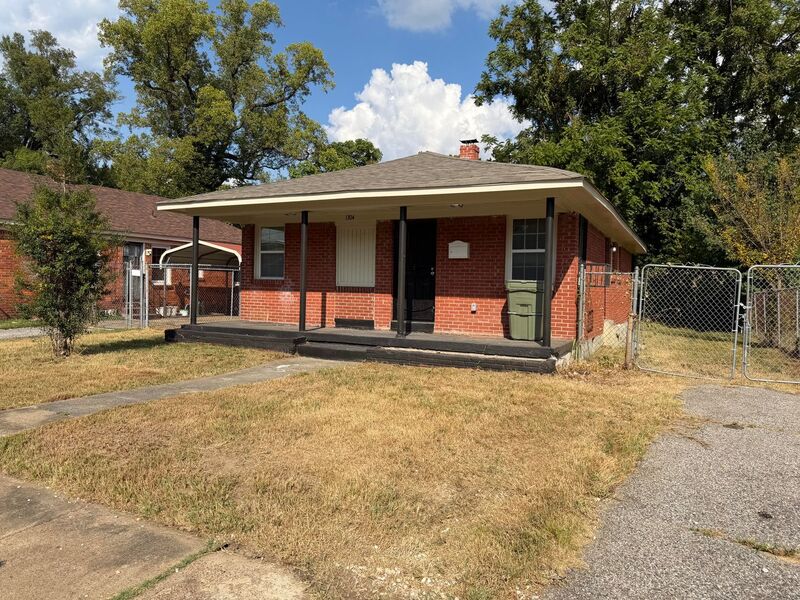 Memphis House: 961 Joseph Pl