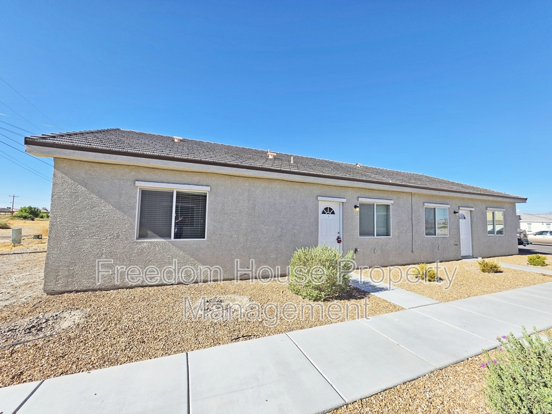 Pahrump Condo: 1121 Sixshooter Avenue - 4