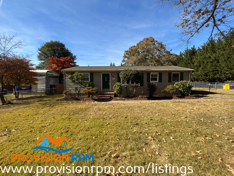 Pasadena House: 322 Creek Boulevard