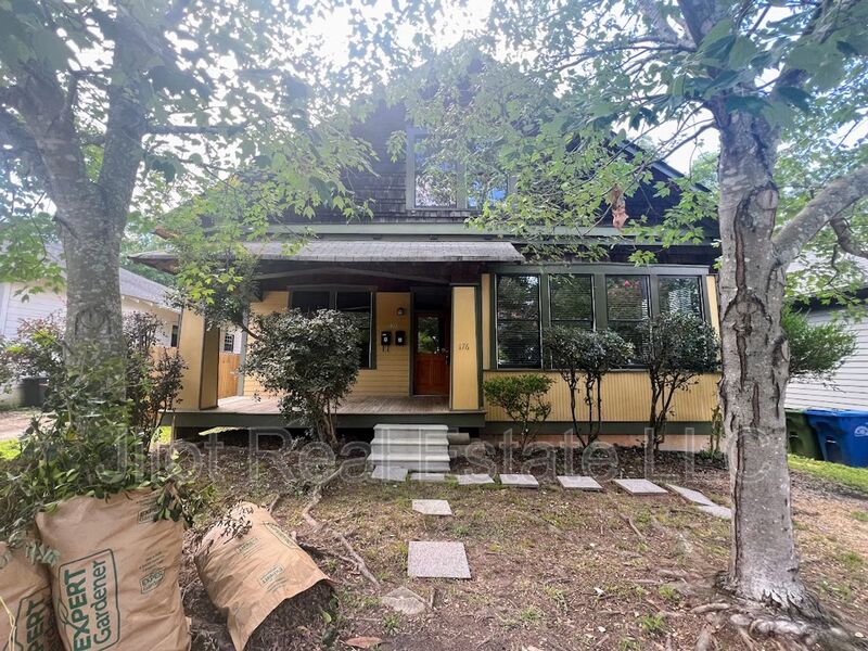 Atlanta Condo: 176 Flora Ave NE