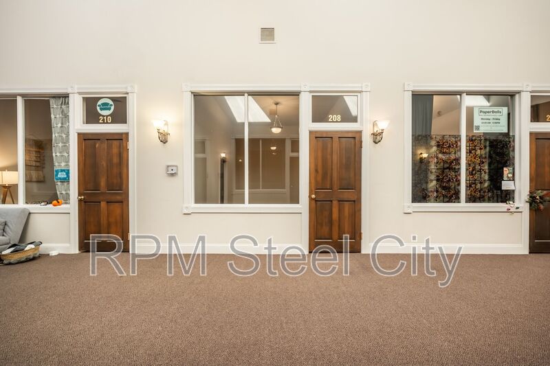 Pueblo House: 226-228 S Union Ave