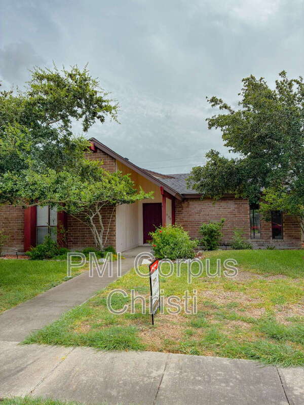 Corpus Christi House: 5030 Merganser Drive
