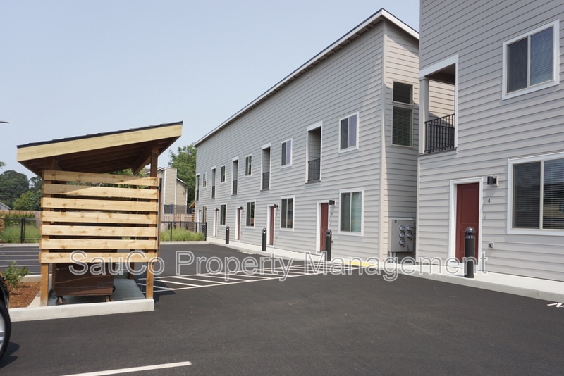 Beaverton Condo: 17345 Southwest Blanton Street - 1