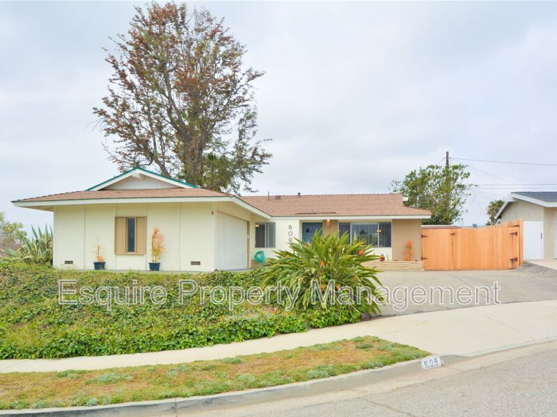 CAMARILLO House: 609 MARSH RONDO