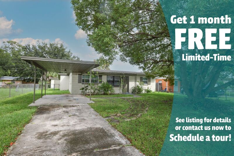 Sanford House: 210 Palm Pl