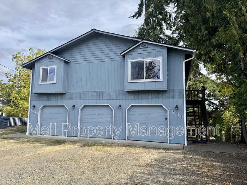 Shelton Condo: 1836 Summit Dr