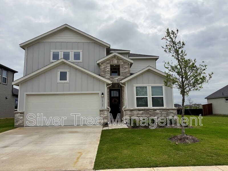 Haslet House: 14728 Ledger Ln