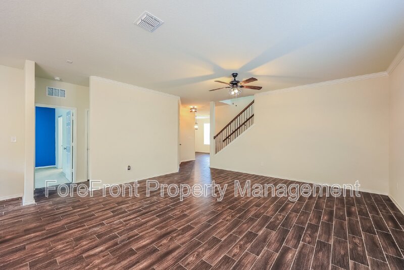 13903 Laurel Br San Antonio TX 78245 - Photo 6