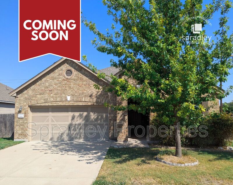 Temple House: 9118 Lonesome Oak Dr