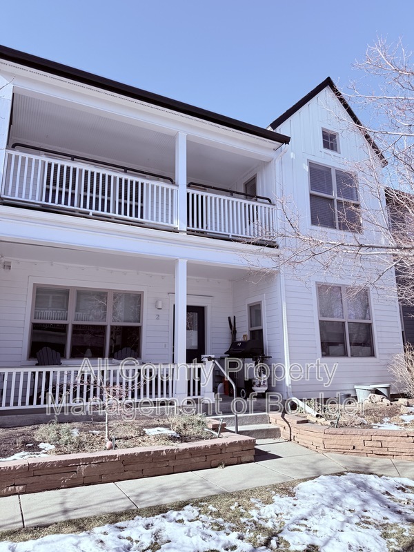 Boulder Condo: 1460 Lee Hill Drive