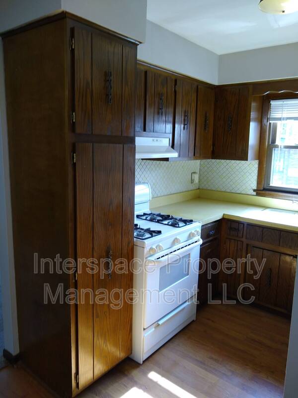 Chicago Ridge Condo: 7017 99th Street - 2E