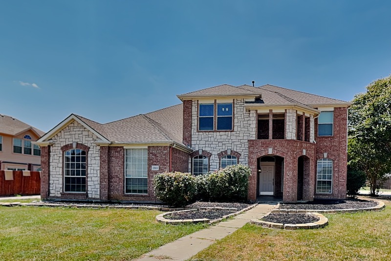 Mansfield House: 2815 Saint Maria Dr