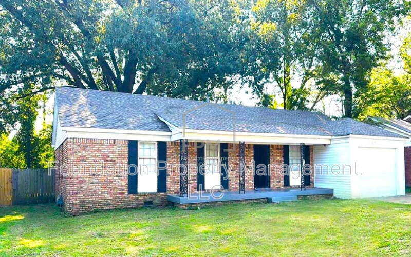 Memphis Condo: 2874 Knight Road