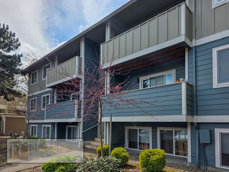 BEAVERTON Condo: 17150 SW HERITAGE COURT