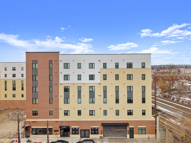 Orange Condo: 49s Day St. - 511