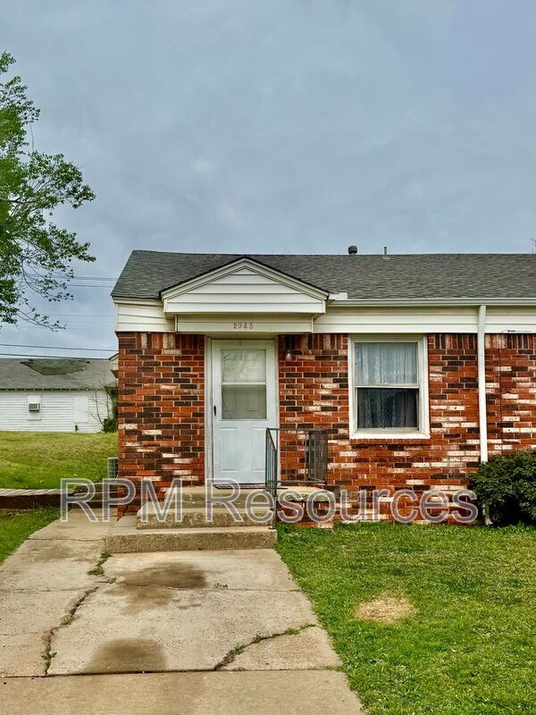 Oklahoma City Condo: 2943 W. Pioneer Avenue
