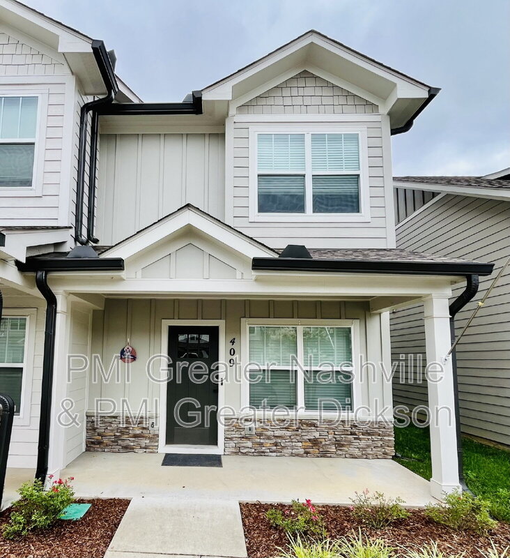 White Bluff Townhome: 409 Bell Forge Court