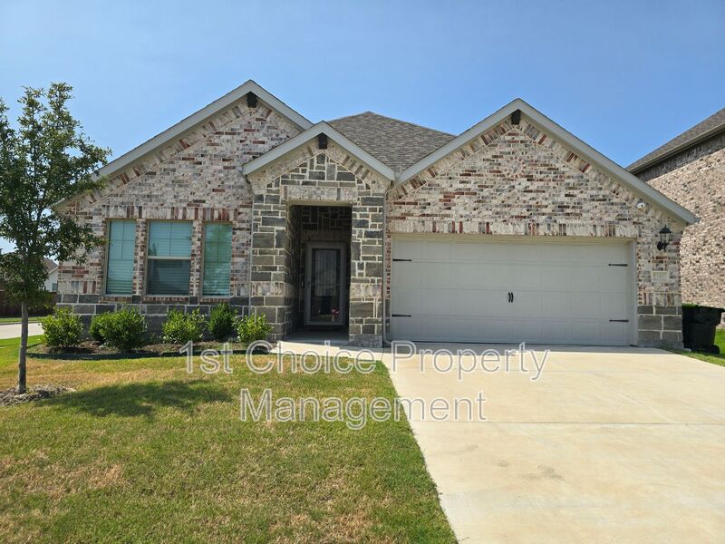 Haslet House: 2101 Sun Star Dr