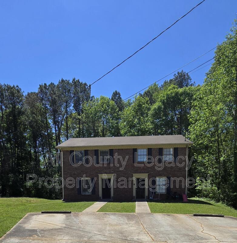 Lawrenceville Condo: 860 Bedford Bay Trl