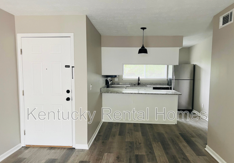 Lexington Condo: 2824 Snow Road