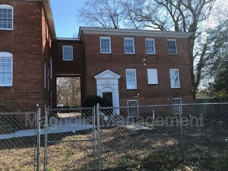 Henderson Condo: 514 N. Beckford Dr.