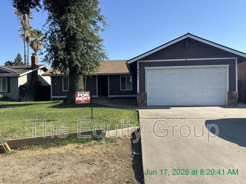 Visalia House: 2601 S Kloth Dr