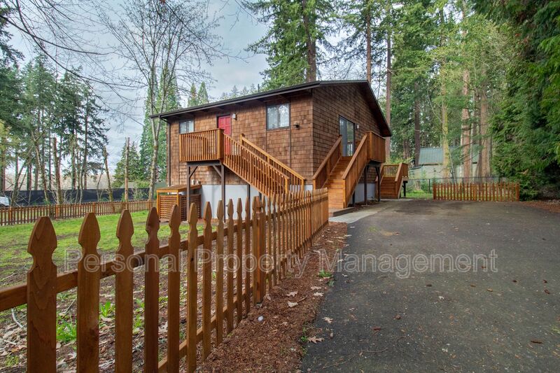Vancouver House: 11623 SE Evergreen Hwy