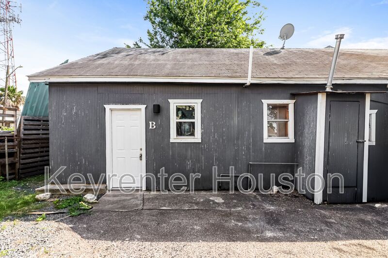 Rental – 4610 Schroeder Rd, Unit 2, Houston, TX