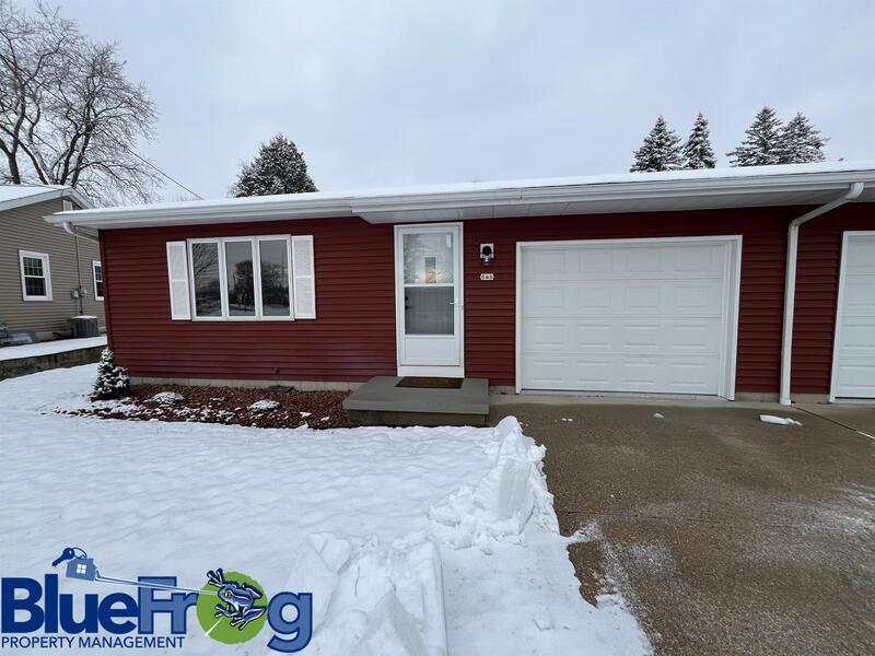 Manitowoc Condo: 646 Woodlawn Dr