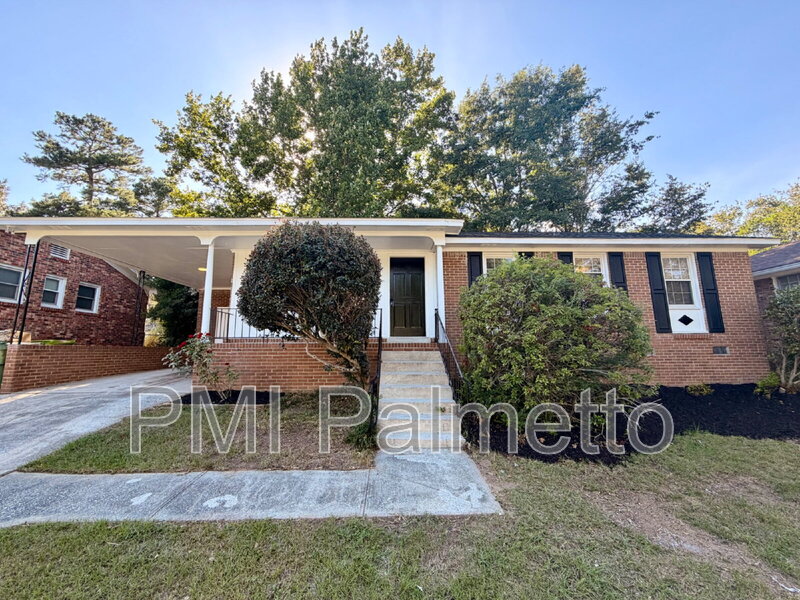 Columbia House: 128 Crestmore Drive