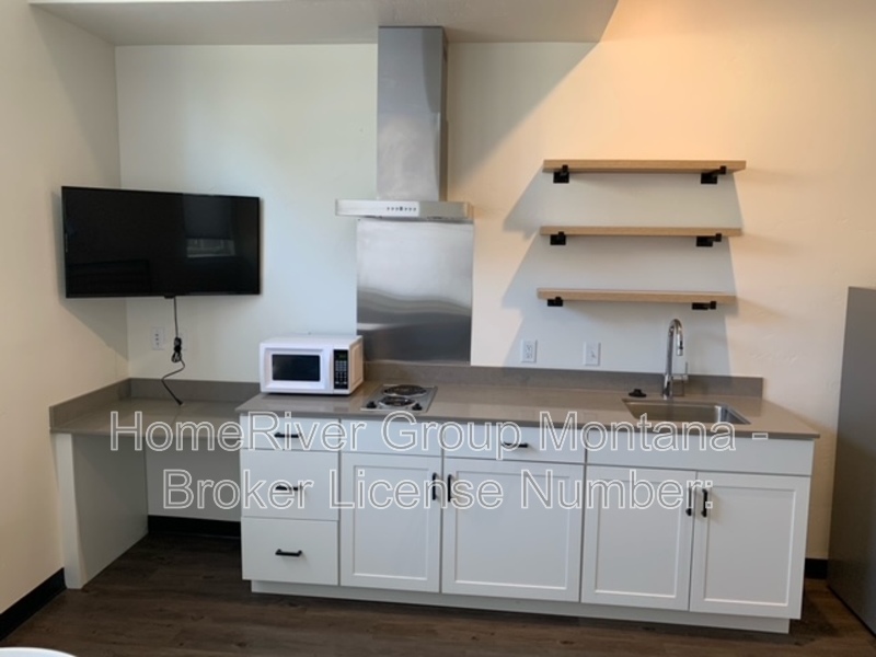 Missoula House: 320 Clay St