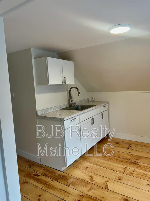 Portland Condo: 126 Emery Street