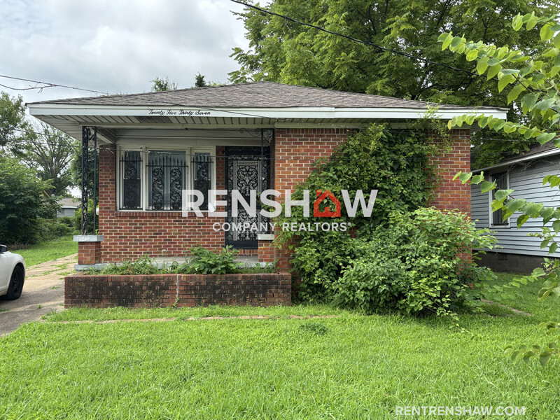 Memphis House: 2537 Spottswood Ave
