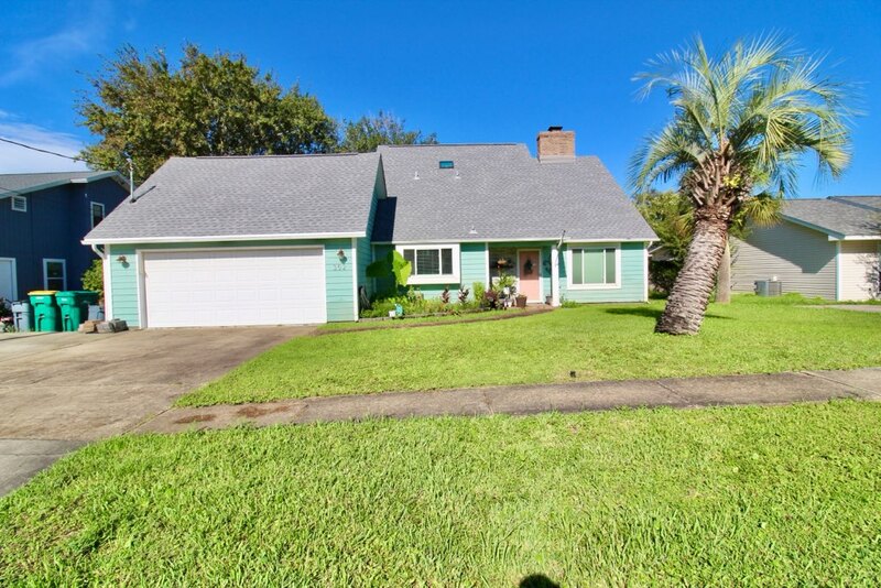 Destin House: 352 Sailfish Drive