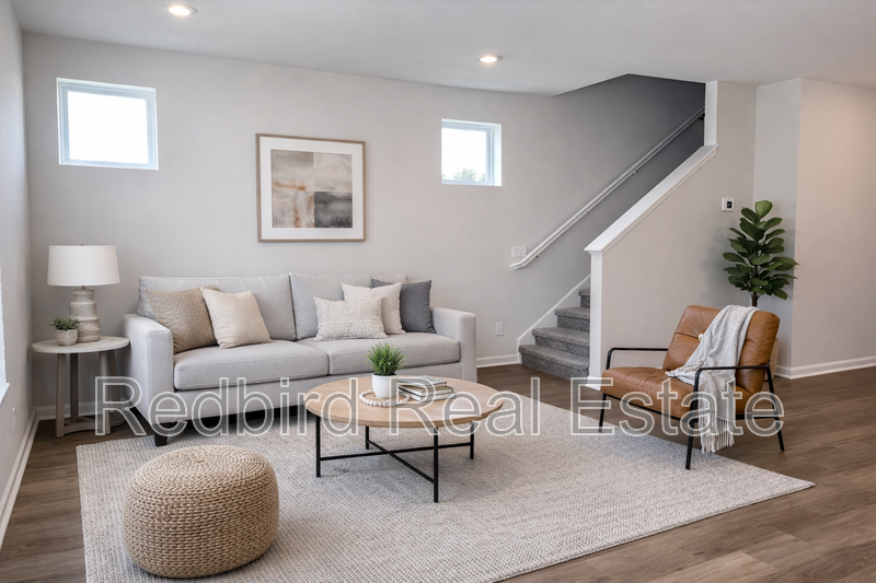 White House Townhome: 856 Big Bend Ct